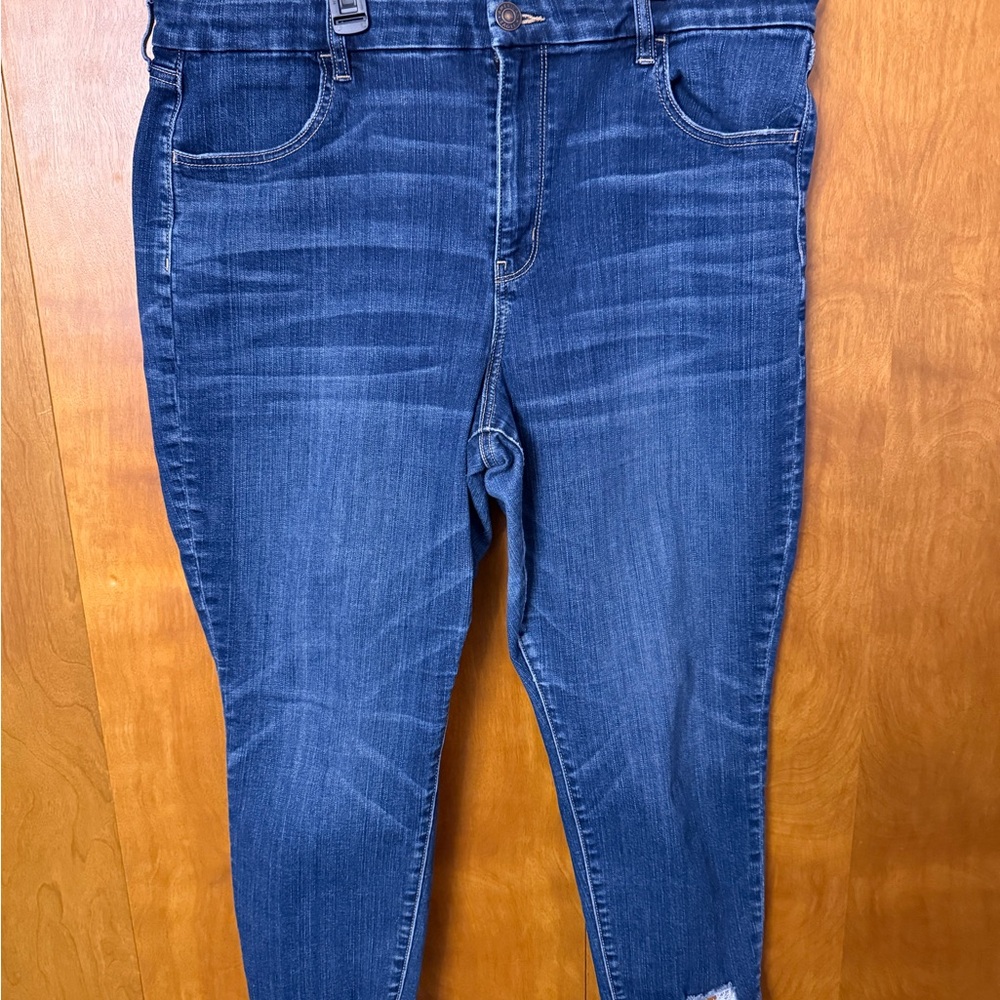 American Eagle Outfitters Dark Blue Ankle Jeans